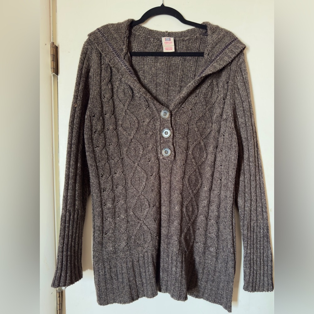 Vintage Faded Glory Women’s Sweater in Rich Brown